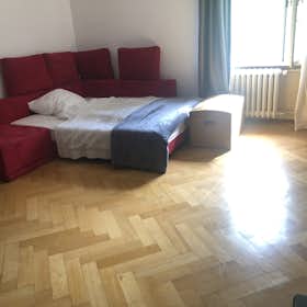 Private room for rent for €1,190 per month in Munich, Montsalvatstraße