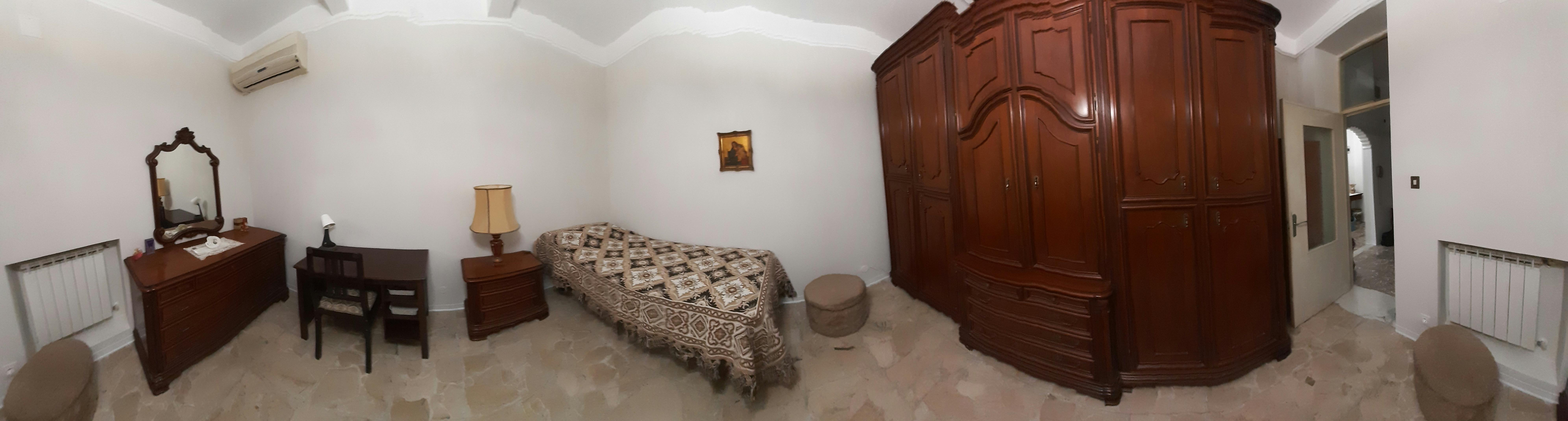 私人房间 正在以 €200 的月租出租，其位于 Messina, Via Peschiera