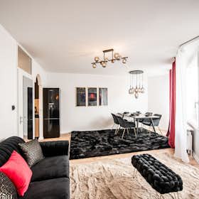 Apartament de închiriat pentru 2.600 EUR pe lună în Munich, Friedrichshafener Straße