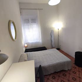 Private room for rent for €540 per month in Málaga, Calle Ollerías