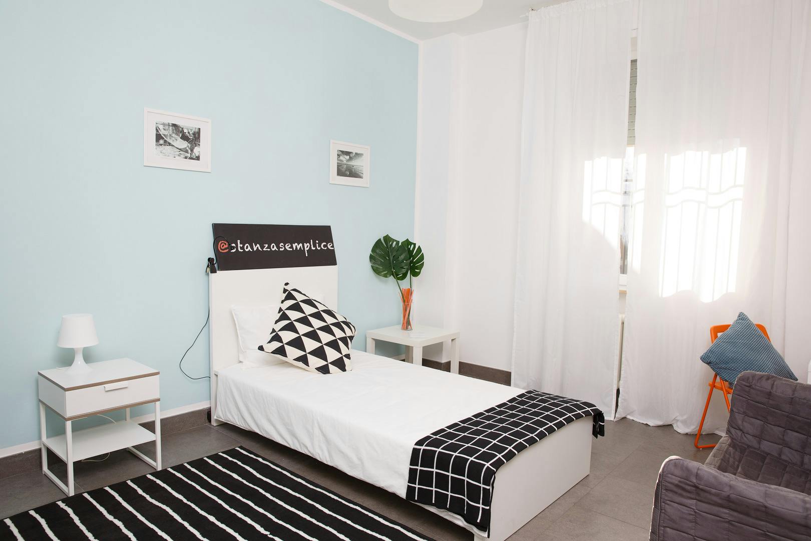 私人房间 正在以 €490 的月租出租，其位于 Rimini, Via Bastioni Settentrionali