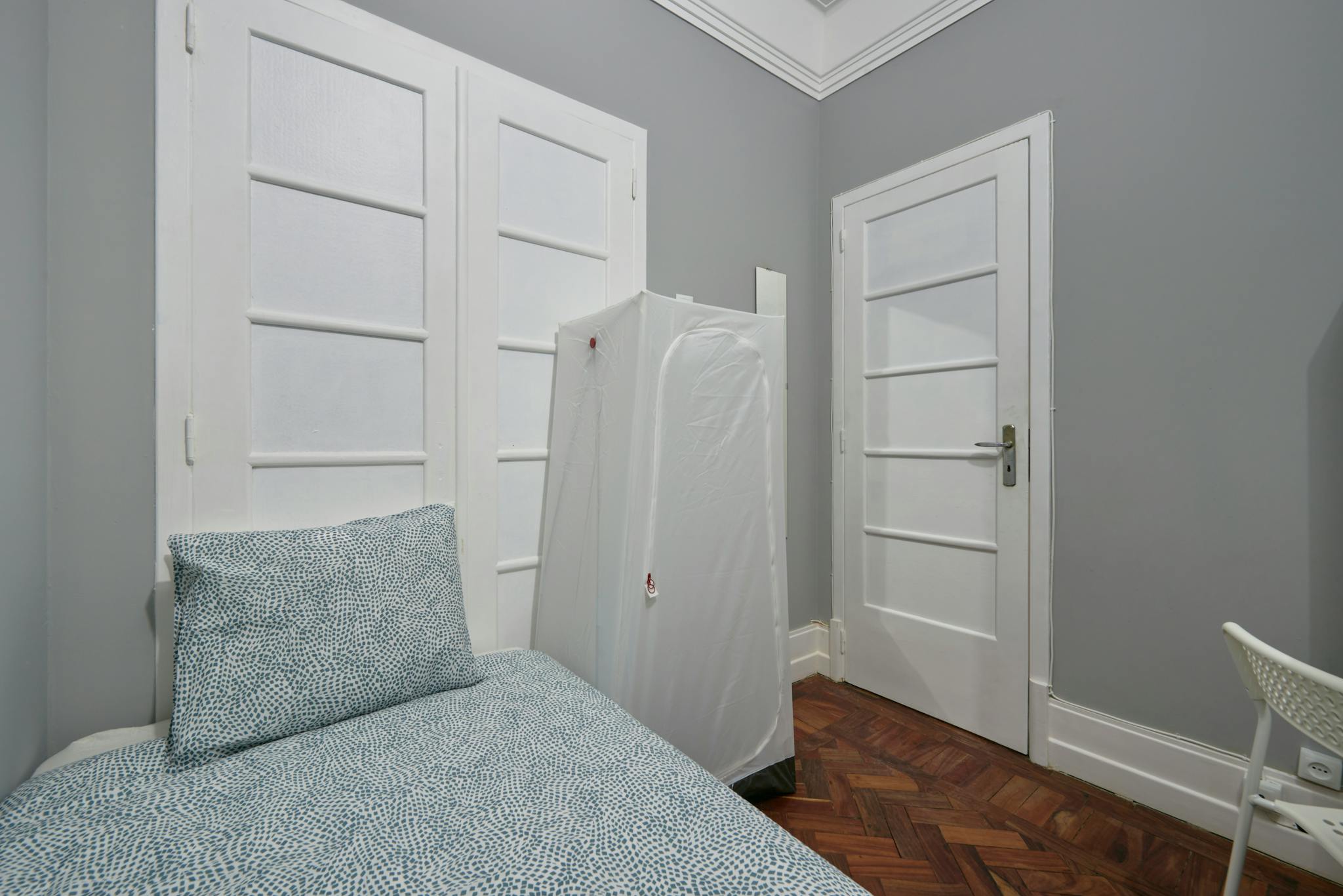 Avenida Elias Garcia, Lisbon preview