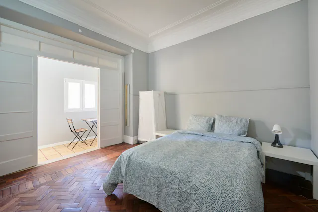 Private room in Avenida Elias Garcia, Lisbon (1386240) room image 1