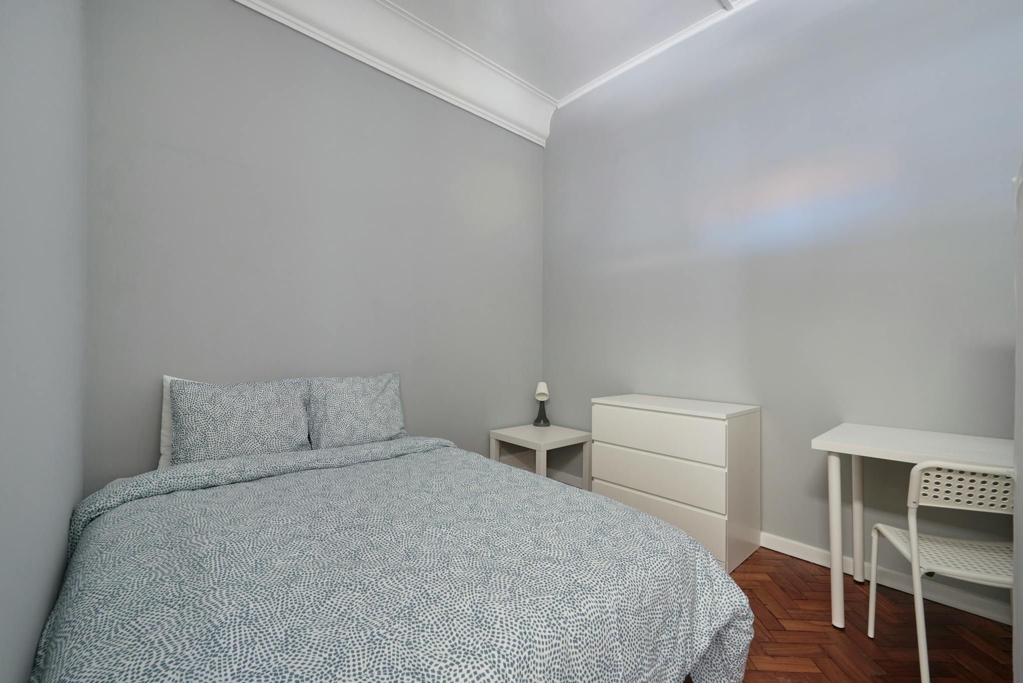 Avenida Elias Garcia, Lisbon preview