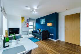 Квартира сдается в аренду за 2 603 £ в месяц в Salford, Michigan Avenue