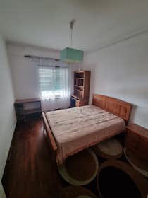 Приватна кімната за оренду для 200 EUR на місяць у Leiria, Travessa da Rua das Olhalvas