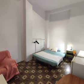 私人房间 正在以 €490 的月租出租，其位于 Málaga, Calle Ollerías