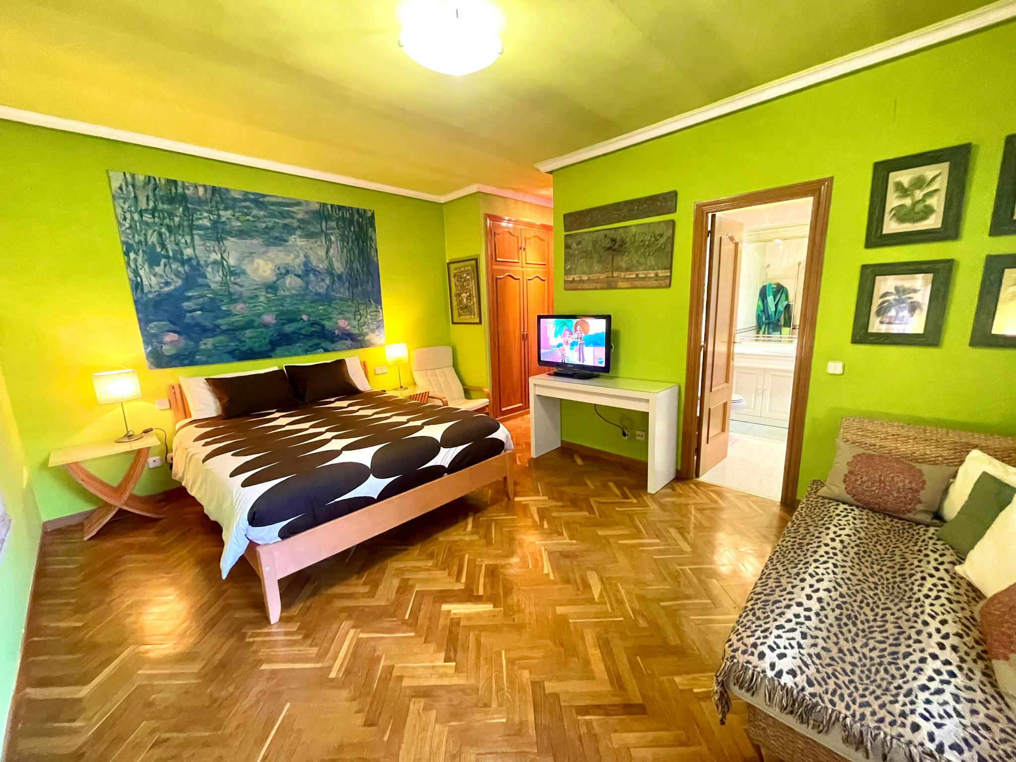 Calle de Añastro, Madrid preview