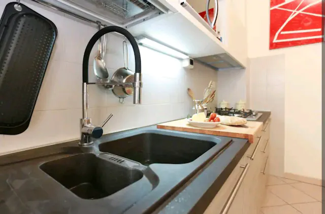 3-Bedroom Apartment in Via Faenza, Florence (1387221) room image 2
