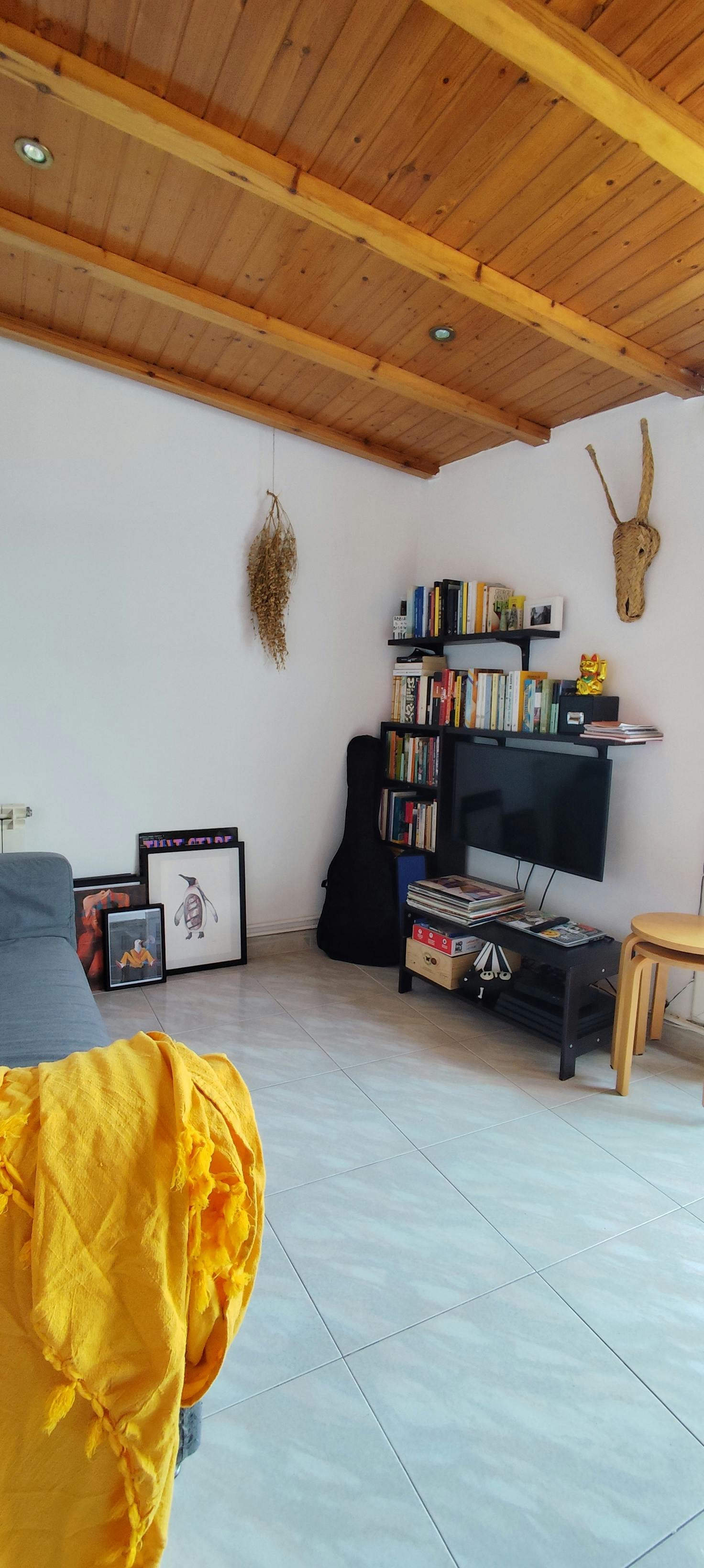 Appartement à louer pour 1 300 €/mois à Barcelona, Carrer de Sant Dalmir