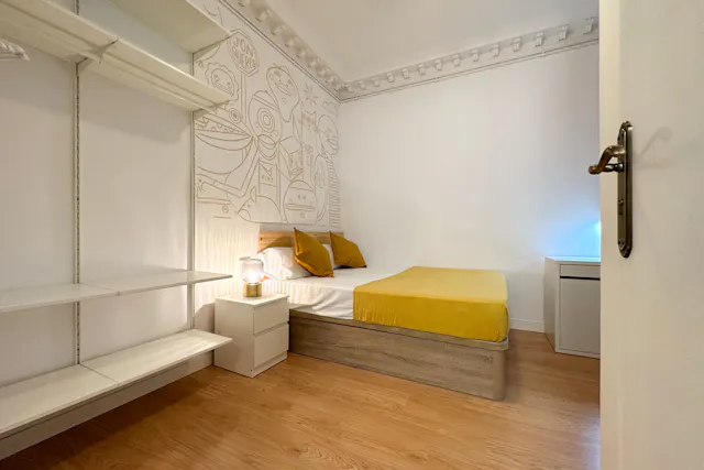 Private room in Carrer de Jonqueres, Barcelona (1387377) room image 1