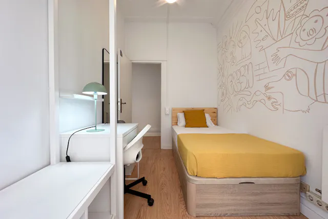 Private room in Carrer de Jonqueres, Barcelona (1387494) room image 1