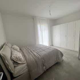Apartment for rent for €850 per month in Pianoro, Via Rodolfo Morandi