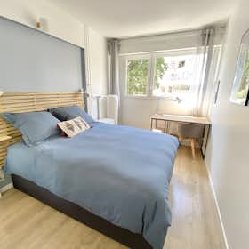 Stanza privata in affitto a 750 € al mese a Guyancourt, Rue des Droits de l'Homme
