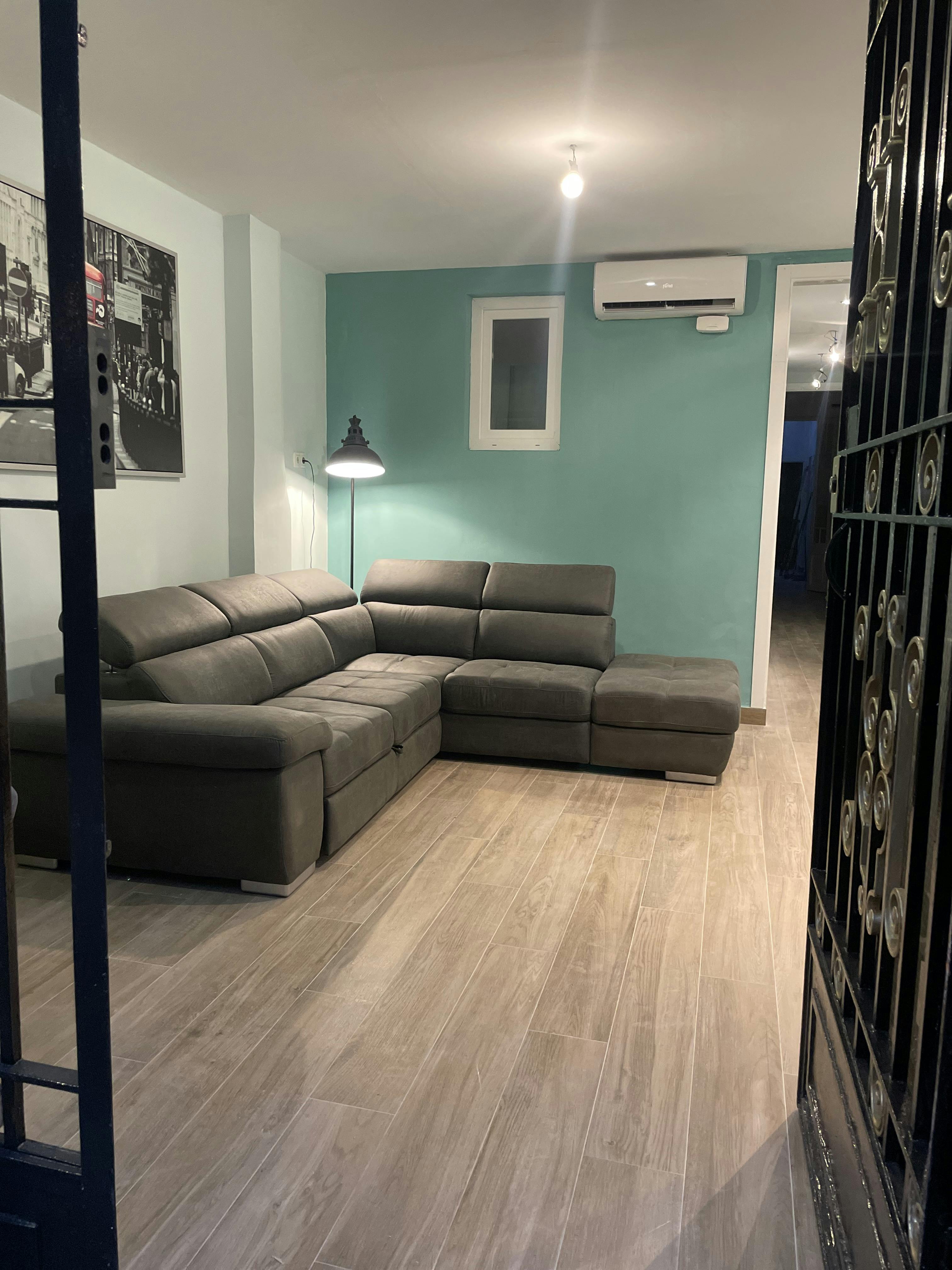 Carrer del Llobregat, L'Hospitalet de Llobregat preview