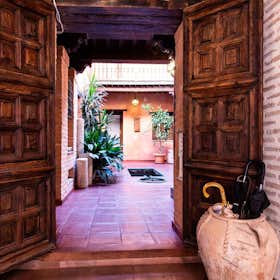 Wohnung for rent for 525 € per month in Granada, Calle Gloria