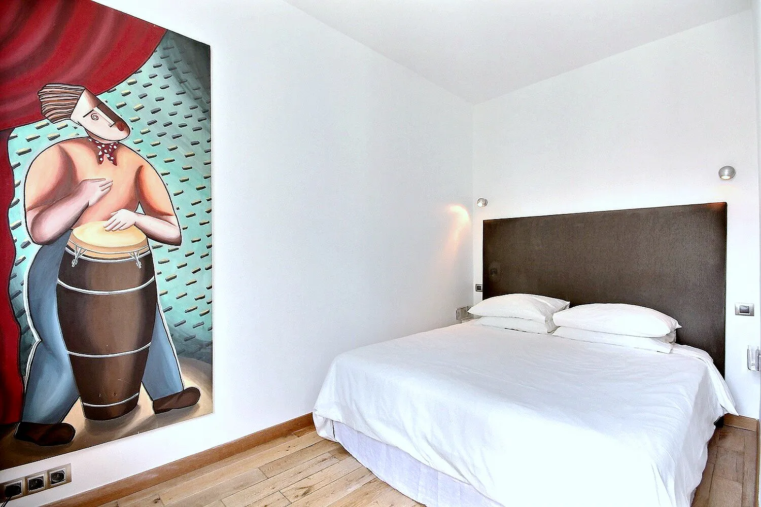 1-Bedroom Apartment in Rue Sainte-Croix de la Bretonnerie, Paris (1388800) ROOM 1