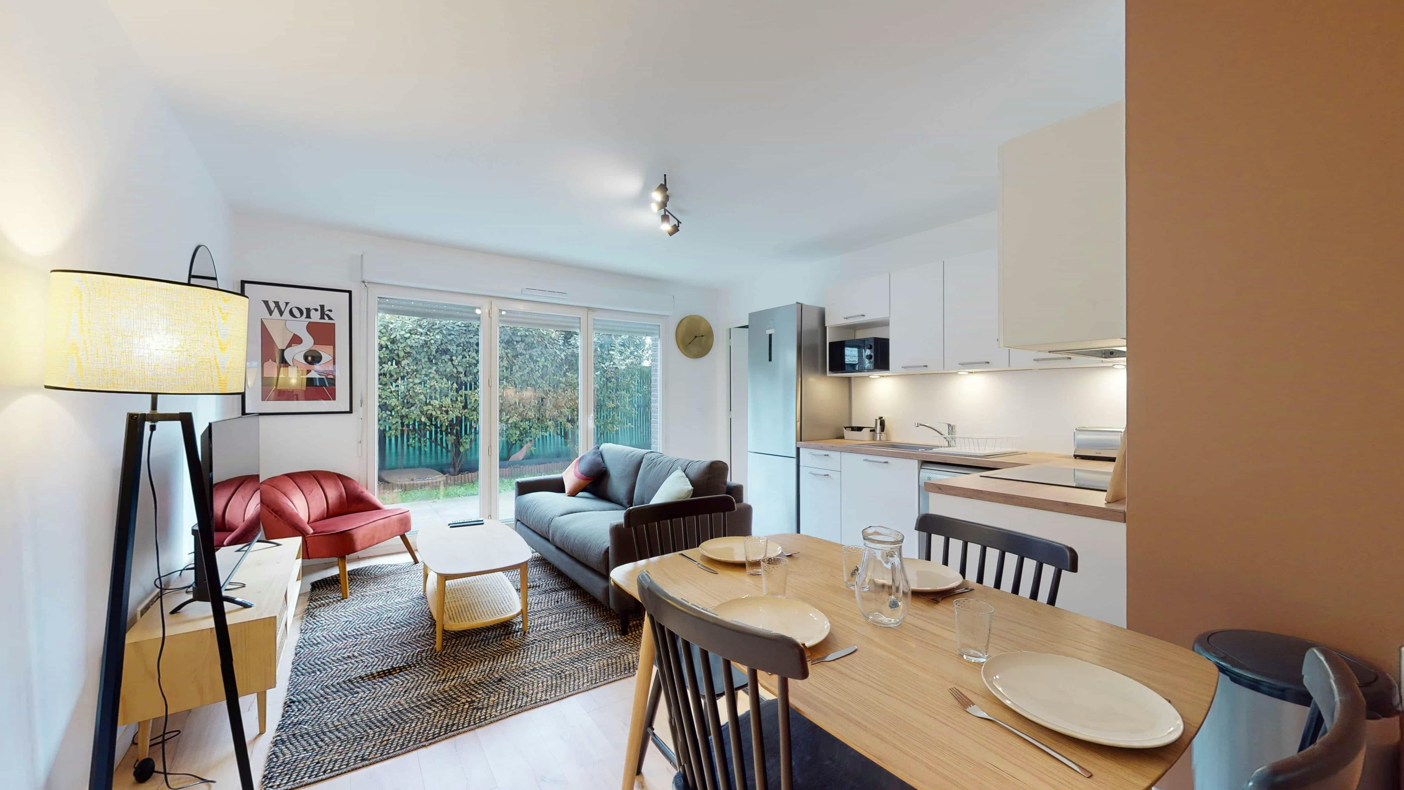 Sente Juliette Drouet, Bobigny preview