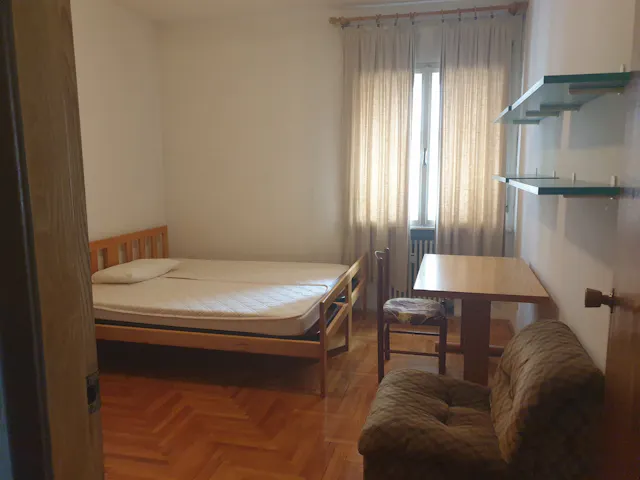 Private room in Via 24 Maggio 1915, Trento (1389084) room image 1