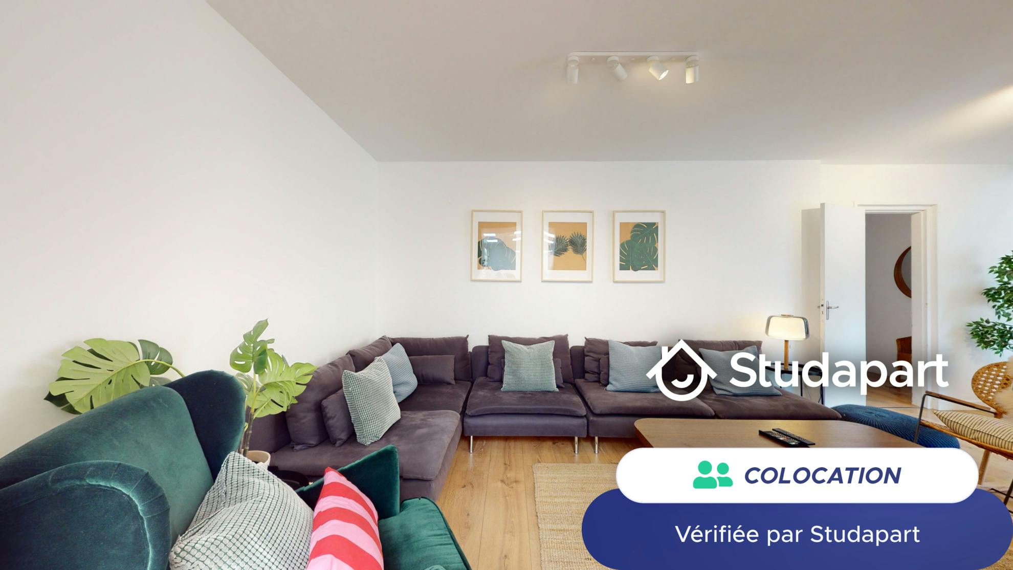 Private room for rent for €1,200 per month in Fontainebleau, Rue des Bois