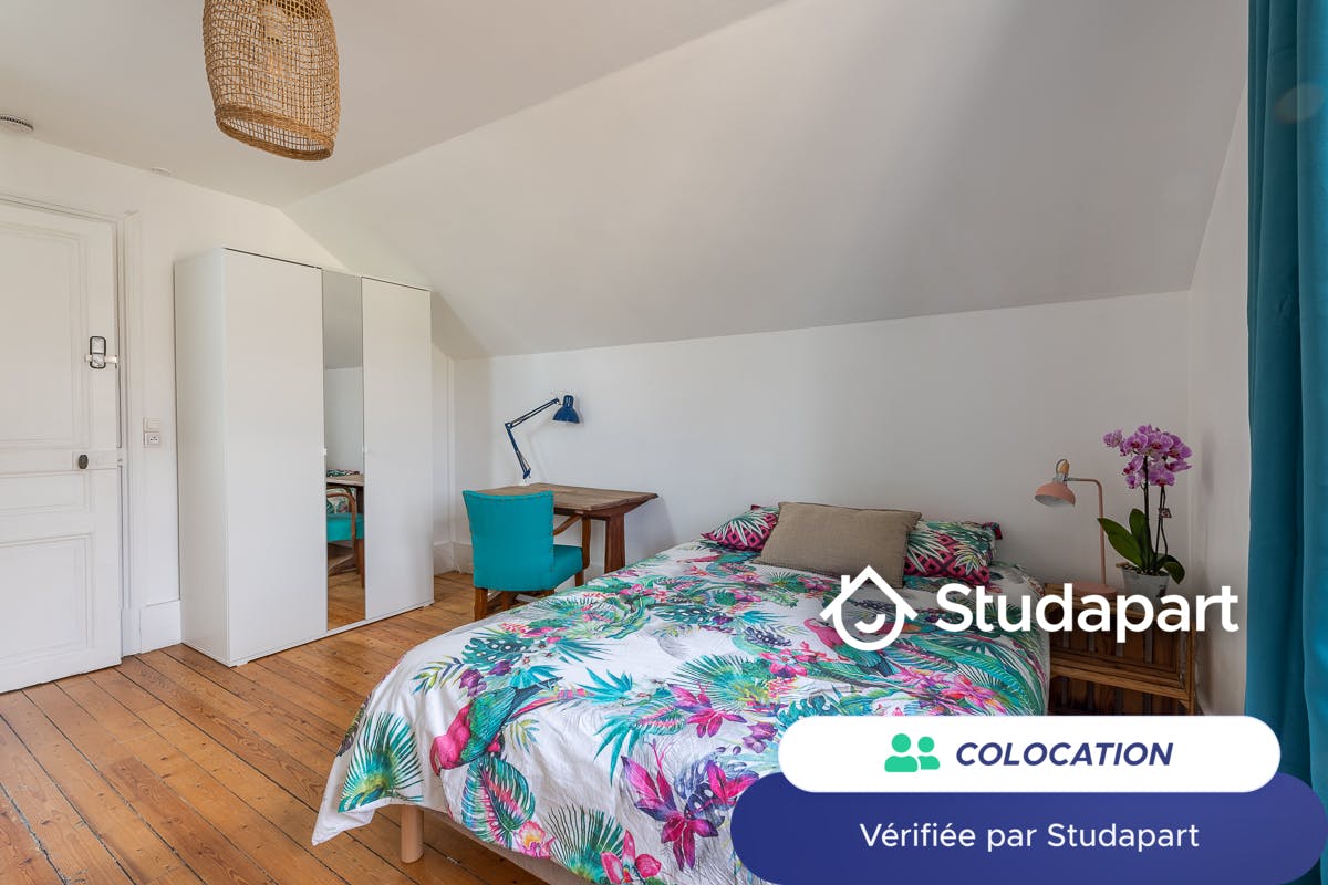 Chambre privée à louer pour 850 €/mois à Gif-sur-Yvette, Rue du Val Vert