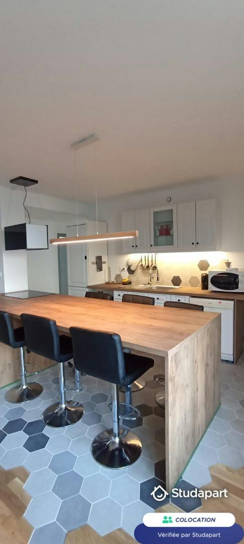 Privat rum att hyra för 390 € i månaden i Saint-André-les-Vergers, Rue Alfred Nobel