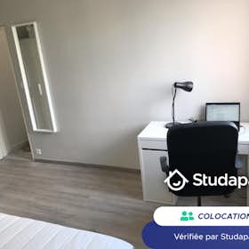 Private room for rent for €590 per month in Saint-Denis, Rue Maurice Thorez