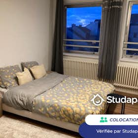 Отдельная комната сдается в аренду за 530 € в месяц в Thionville, Place du Luxembourg