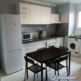Private room for rent for €540 per month in Cergy, Rue des 3 Cèdres