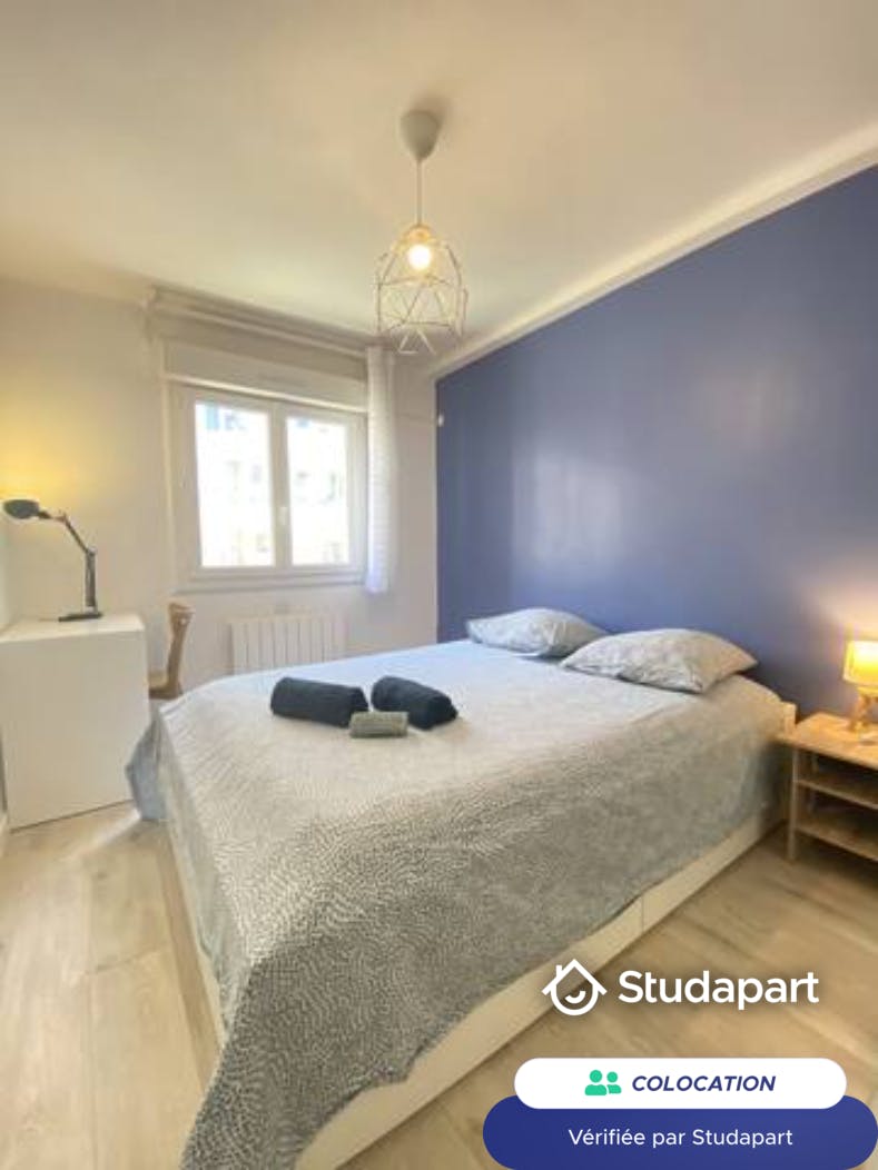 Private room for rent for €460 per month in Toulon, Avenue Général Noguès