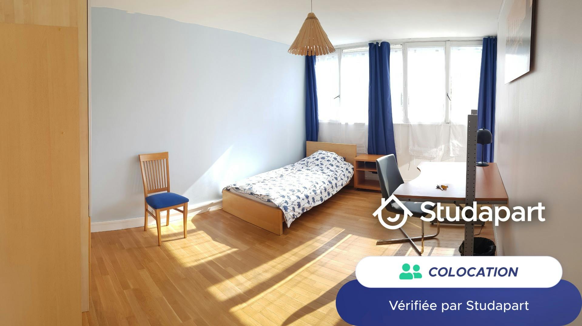 Private room for rent for €440 per month in Les Ulis, Résidence de Courdimanche