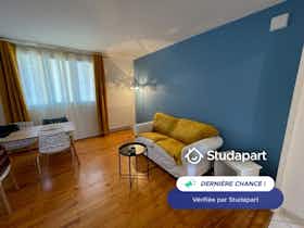公寓 正在以 €780 的月租出租，其位于 Grenoble, Rue André Abry