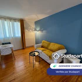 Lägenhet att hyra för 780 € i månaden i Grenoble, Rue André Abry