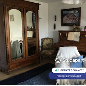 Квартира сдается в аренду за 848 € в месяц в Brest, Rue Amiral Vallon