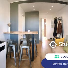Private room for rent for €500 per month in Pontoise, Résidence les Hauts de Marcouville