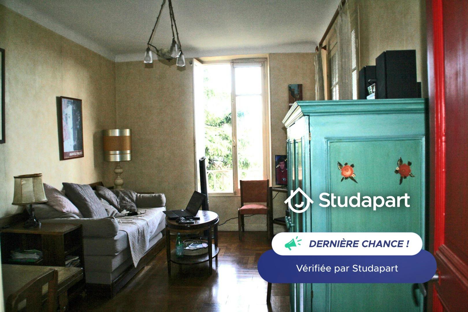 Apartment for rent for €1,000 per month in Nice, Avenue Émile Bieckert