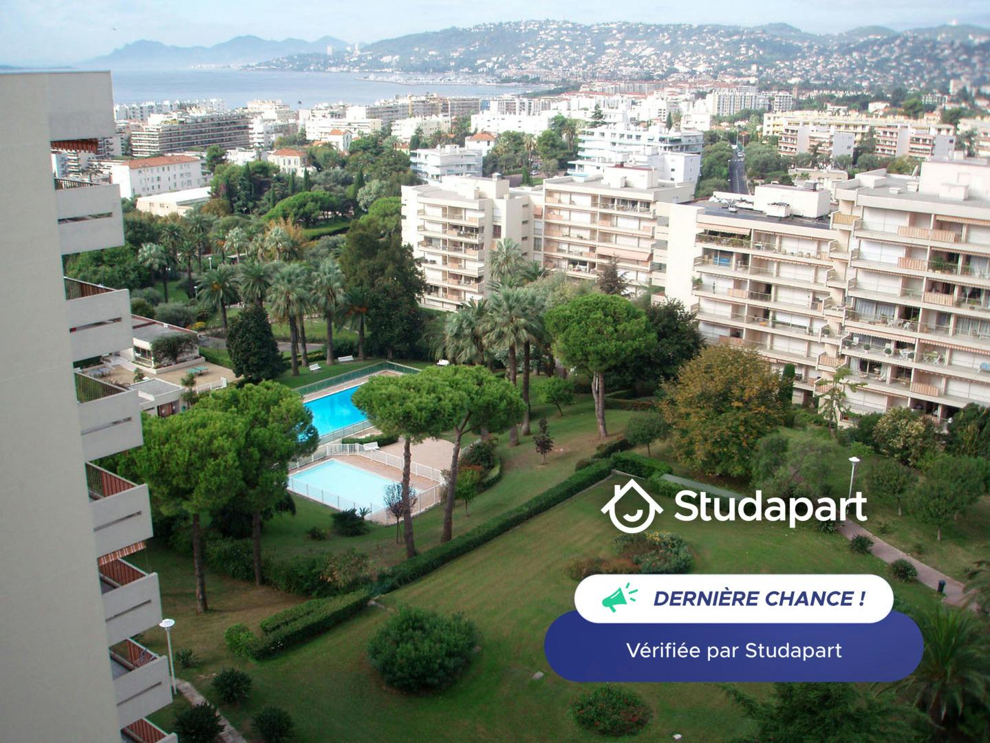 Wohnung zu mieten für 700 € pro Monat in Antibes, Chemin de la Pinède