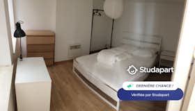 Квартира за оренду для 970 EUR на місяць у Lille, Rue Léon Gambetta