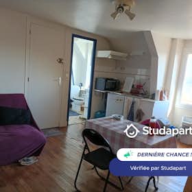 Apartament de închiriat pentru 450 EUR pe lună în Rennes, Rue de la Carrière