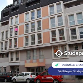 Apartment for rent for €520 per month in Lille, Rue Solférino