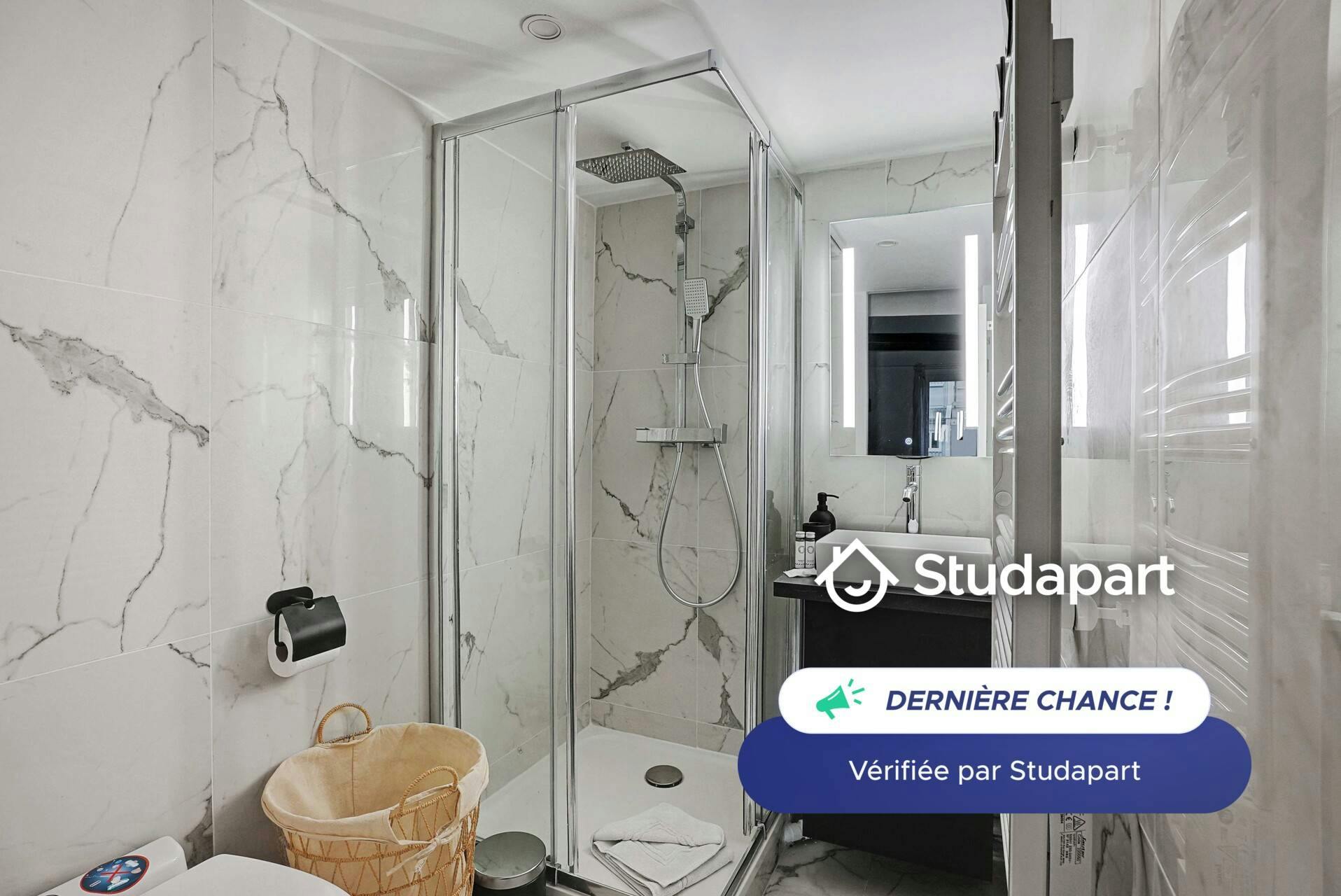 Appartement – Paris, Quartier Sainte-Avoye - Plus