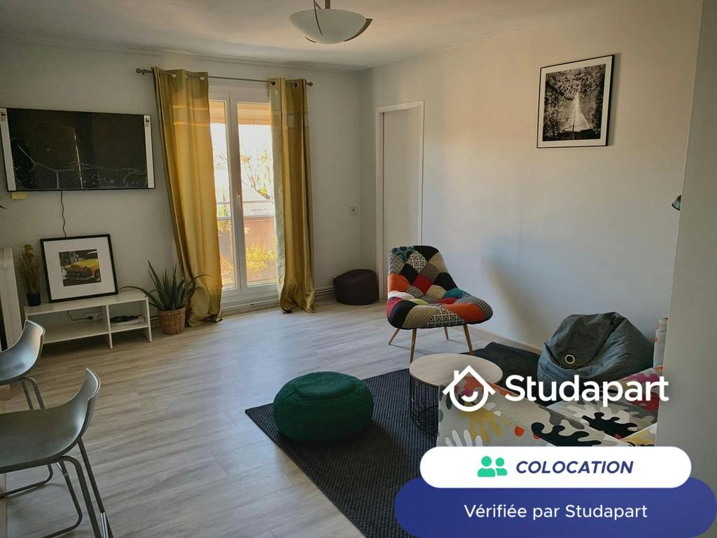 Private room for rent on Boulevard Romain Rolland, Marseille - Vue 3