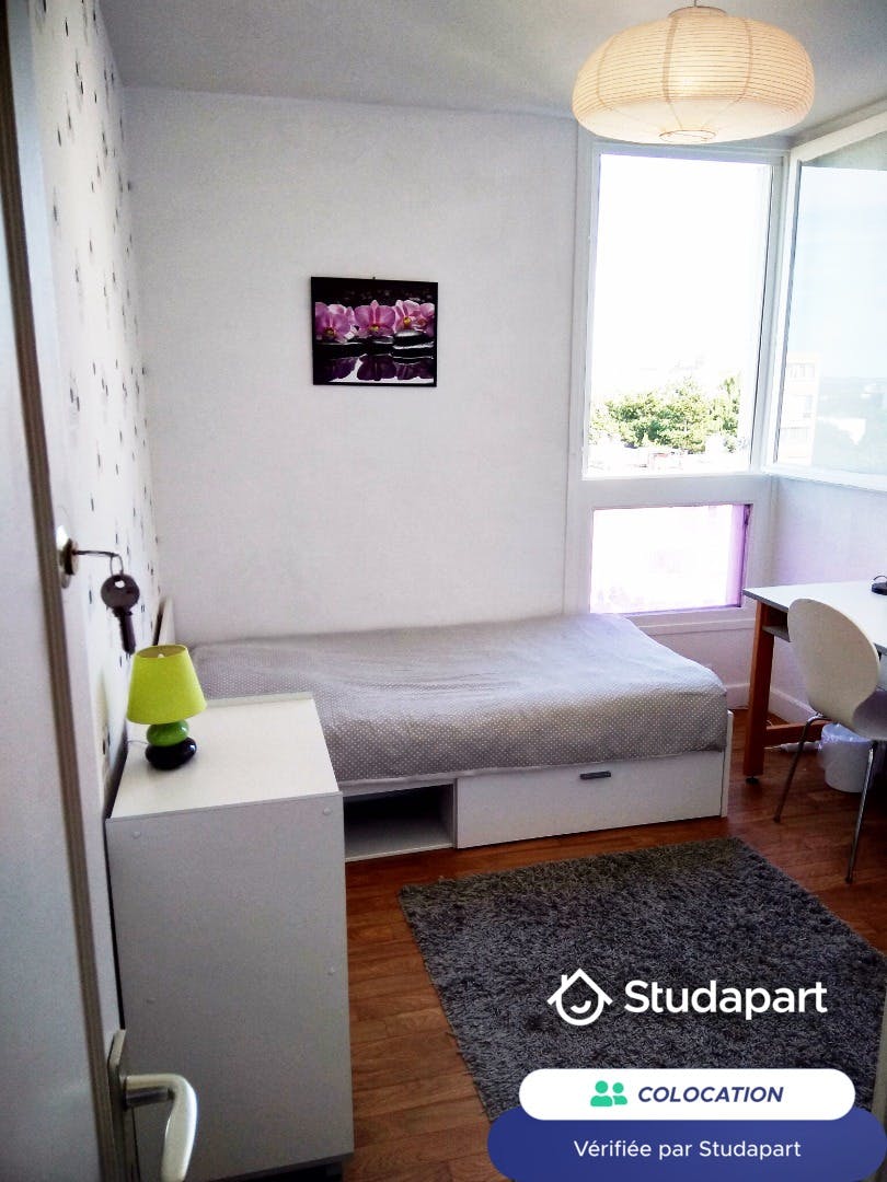 Private room for rent on Boulevard de la Grande Delle, Hérouville-Saint-Clair