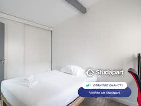 House for rent for €600 per month in Bordeaux, Passage du Puits
