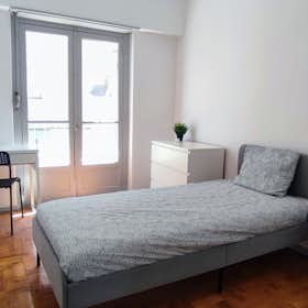 Private room for rent for €450 per month in Sintra, Rua Marechal Gomes da Costa