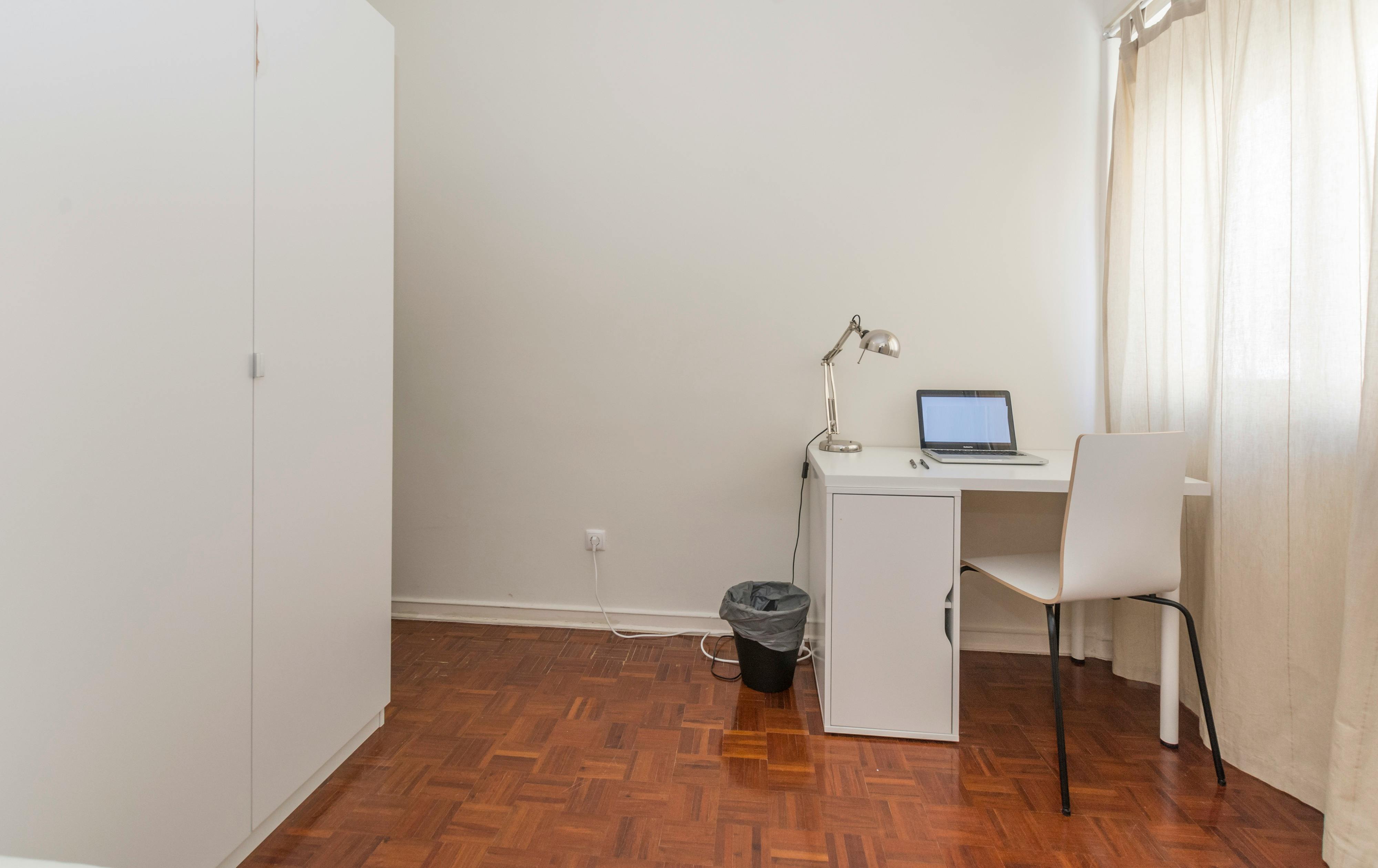 Rua do Pau de Bandeira, Lisbon preview