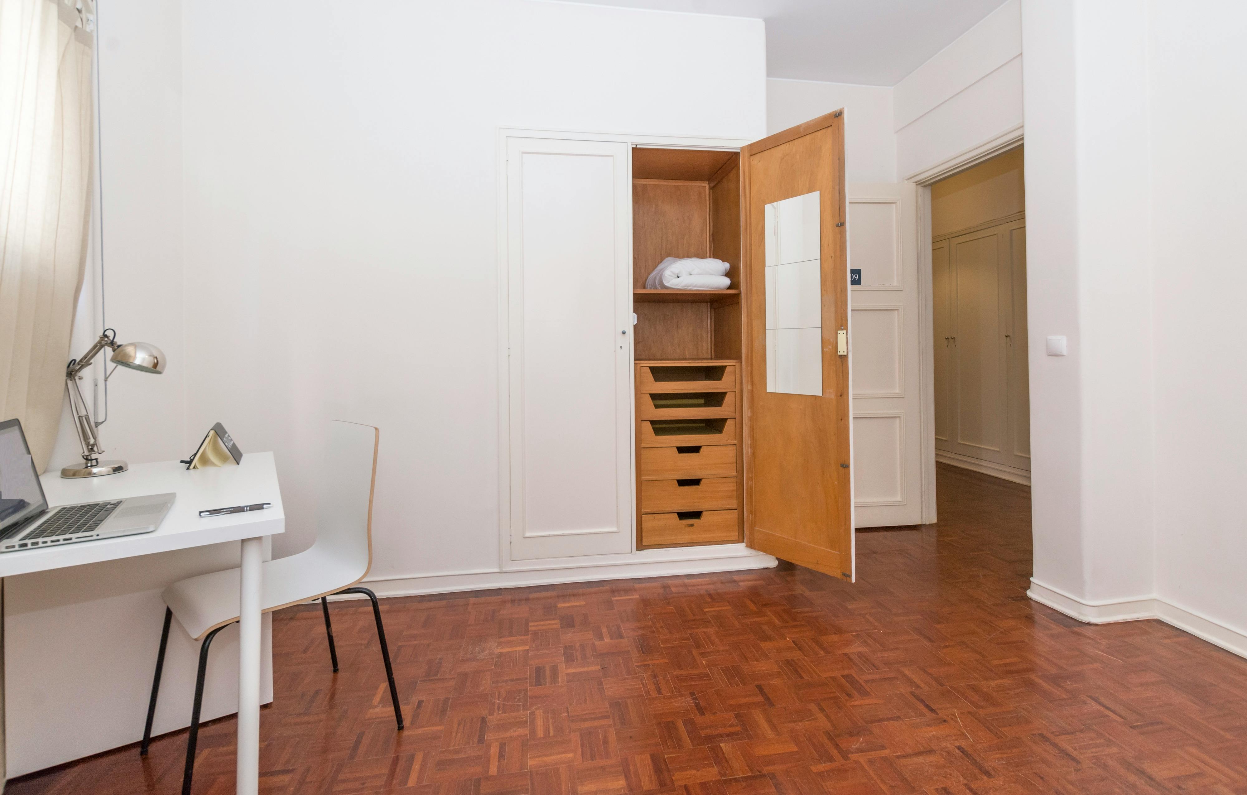 Rua do Pau de Bandeira, Lisbon preview