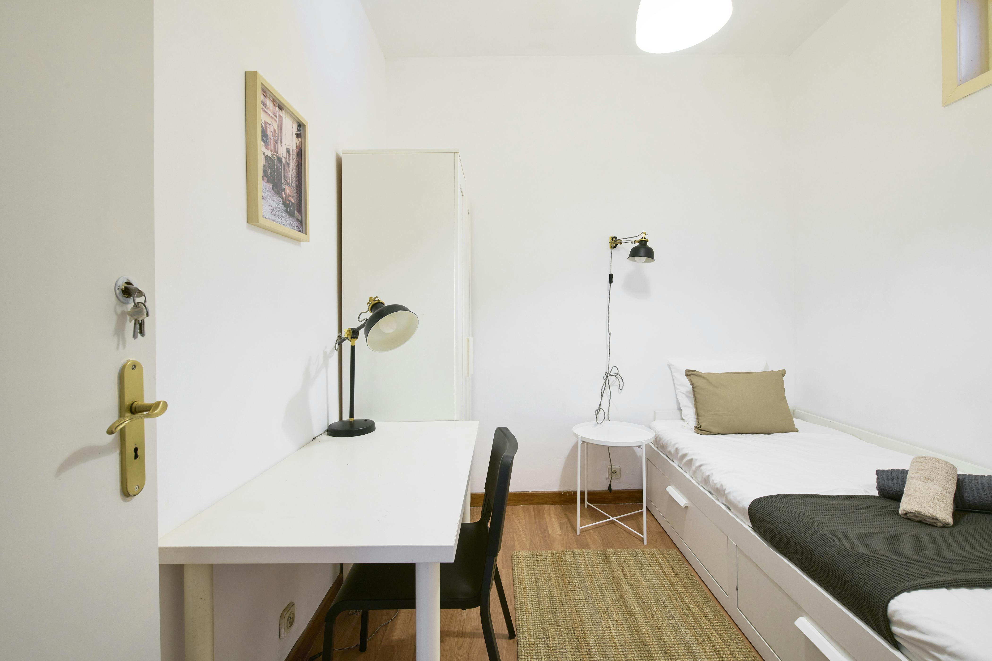 Rua de Ponta Delgada, Lisbon preview