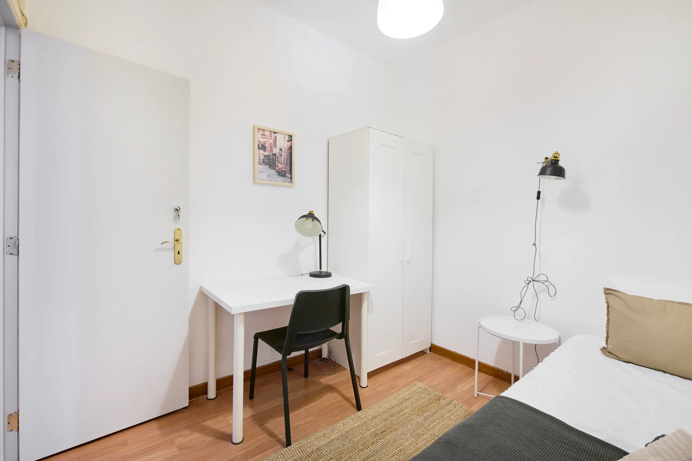 Private room in Rua de Ponta Delgada, Lisbon (1392564) ROOM 1