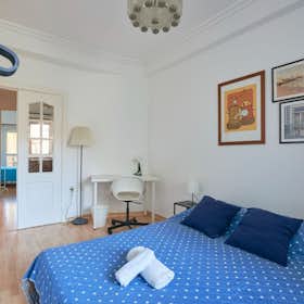 Private room for rent for €500 per month in Lisbon, Rua Jorge Afonso